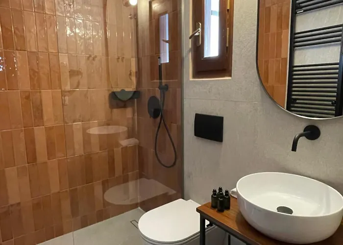 Holiday home Hideaway In With Private Access To Sea Anna's Horizon